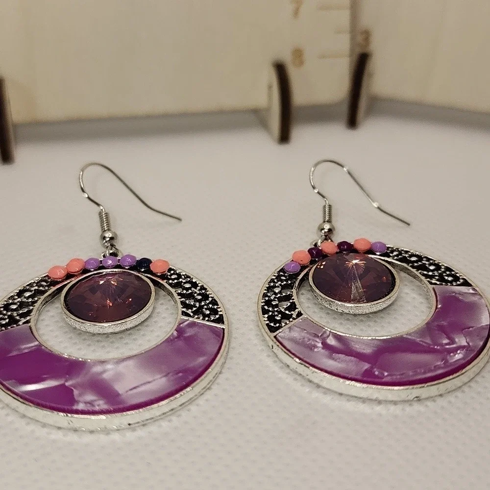 Elegant Purple and Silver Earrings‎